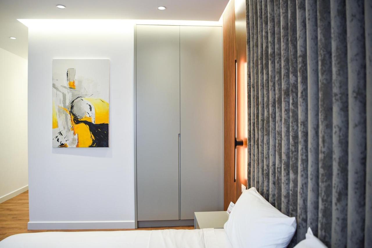 The Wilson Tirana Hotel Екстериор снимка